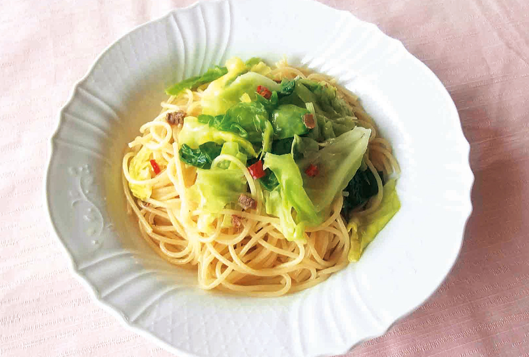 パスタとキャベツは一緒に茹でる 早生キャベツとアンチョビのシンプルスパゲティ 簡単 まるいと印の旬レシピ 糸島の食 Ja糸島 糸島農業協同組合